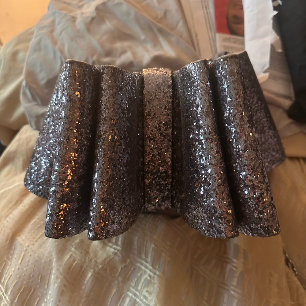 Glittery Silver Women's Clutch